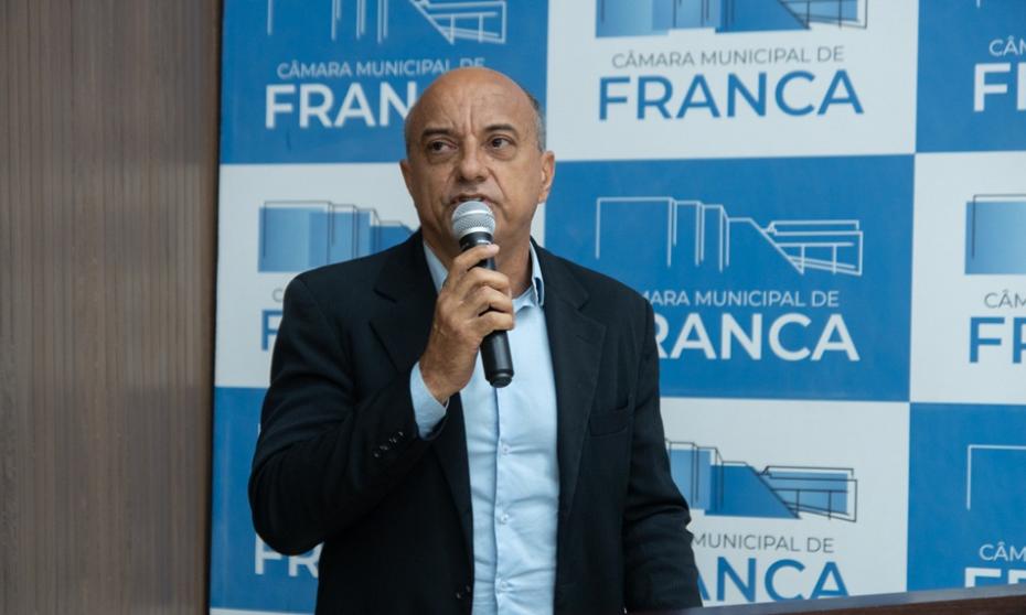 Claudinei destaca locais adequados para descarte de resíduos de vestuário para pequenos fabricantes e avanço de obras do NGA