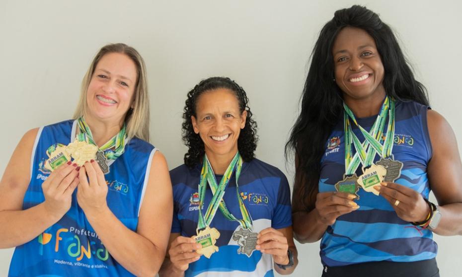 Câmara homenageia atletas masters campeãs por Franca no Campeonato Brasileiro Câmara homenageia atletas masters campeãs por Franca no Campeonato Brasileiro