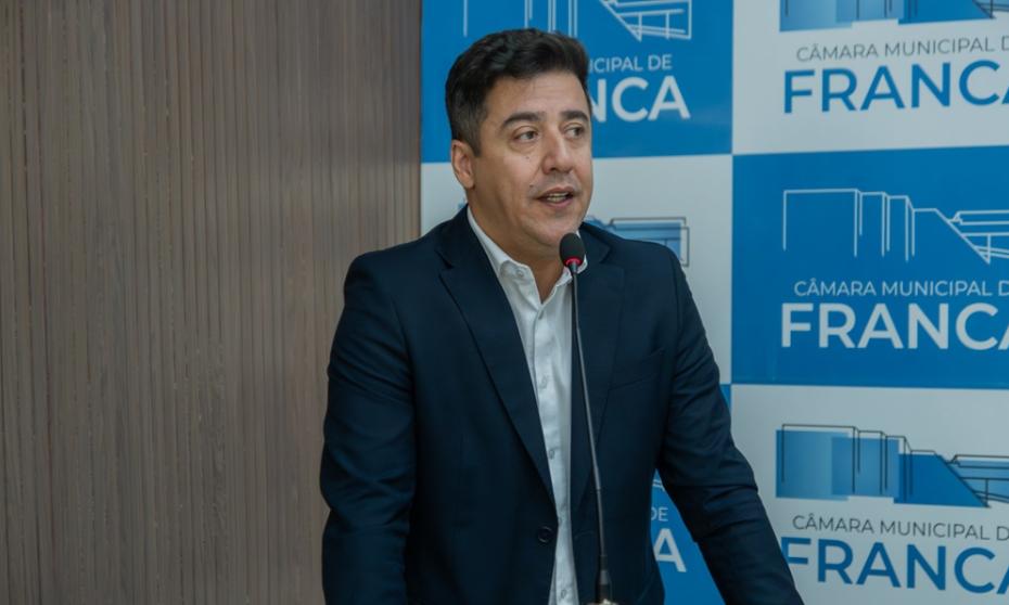 Fransérgio destaca integração entre pesquisa e políticas públicas e convida vereadores para  Futura Franca