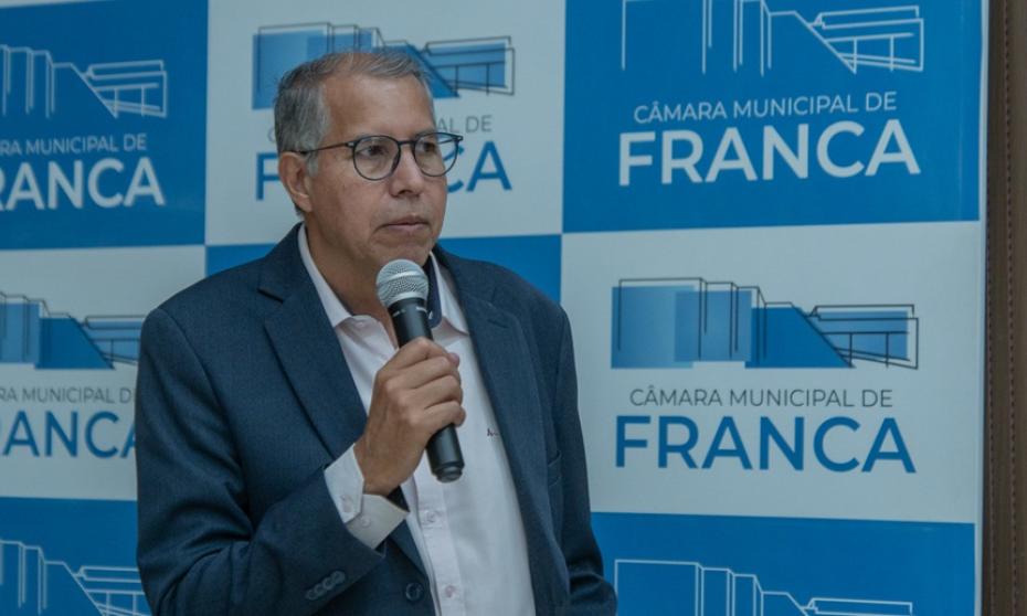 Marcelo Tidy aborda fila de cirurgias, saúde pública e acessibilidade em Franca