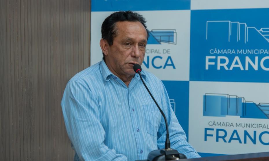 Zezinho Cabeleireiro destaca construção de ponte e parabeniza empenho do prefeito de Ibiraci-MG 