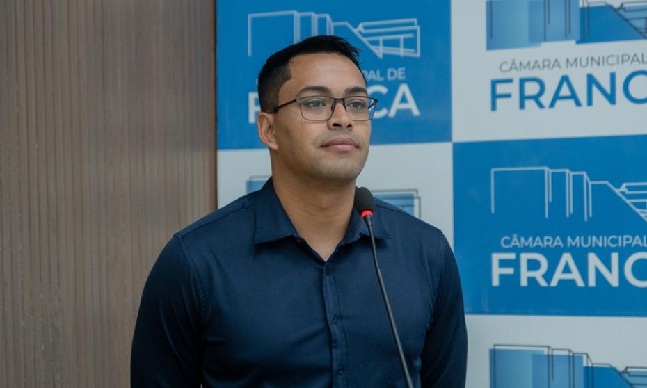 Walker Bombeiro destaca R$ 2 milhões para investimentos em áreas de esporte e lazer