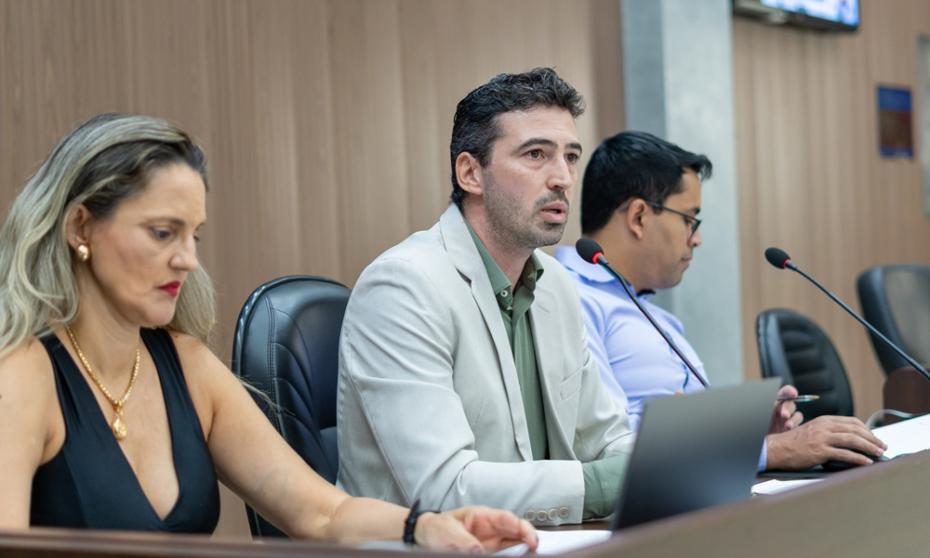 Vereador Daniel Bassi deixa a presidência da Câmara e destaca mandato de conquistas do Legislativo