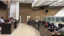 Vereadores se reúnem na Câmara para debater projetos e coronavírus nesta sexta, 27 Vereadores se reúnem na Câmara para debater projetos e coronavírus nesta sexta, 27