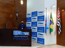 Gerente da Sabesp Alex Veronez na Tribuna da Câmara Municipal